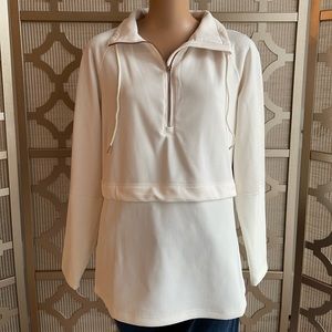 Cream Athleisure Quarter Zip! NWT! Gold zipper! Medium (8-10)